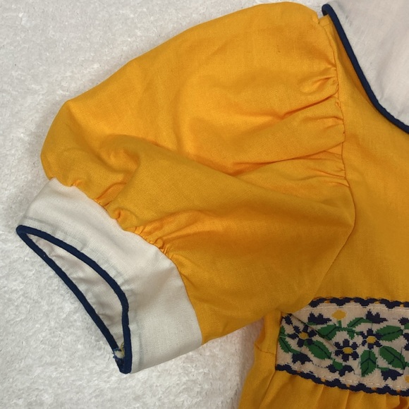 Vintage Kate Greenaway marigolds yellow button up dress Peter Pan collar 6x - Picture 4 of 9